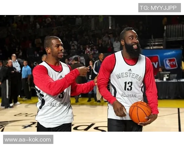 小泰泰回忆与哈登的缘分称其如同哥哥般关怀与支持