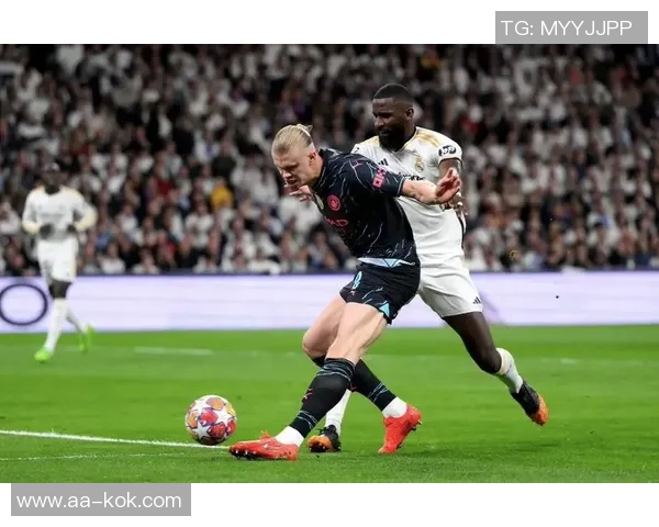 曼城主场领先皇马吕迪格失误送点哈兰德点射罗德里戈破门