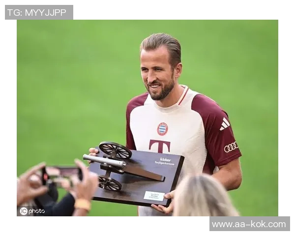 德甲九月最佳球员候选名单公布凯恩格里马尔多乌尊争夺荣誉