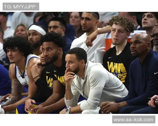 库里与华子对决全胜纪录续写巴特勒缺席影响战局分析 库里与华子对决全胜纪录续写巴特勒缺席影响战局分析