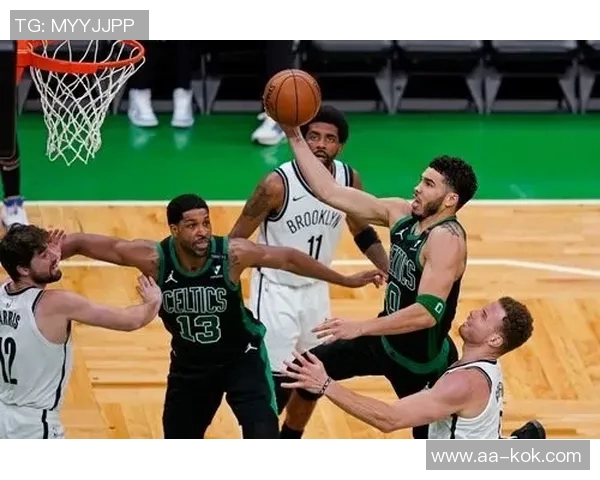 斯玛特直言球队缺乏抵抗力与紧迫感球员需承担责任雷迪克无能为力